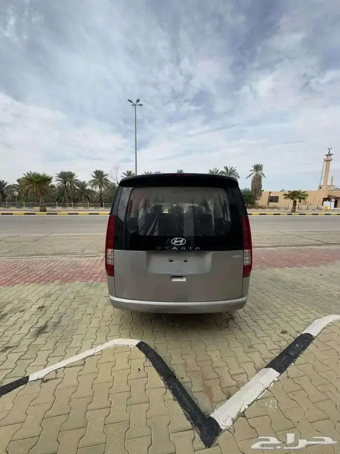 هيونداي ستاريا - ديزل - 9 راكب - 2025 3