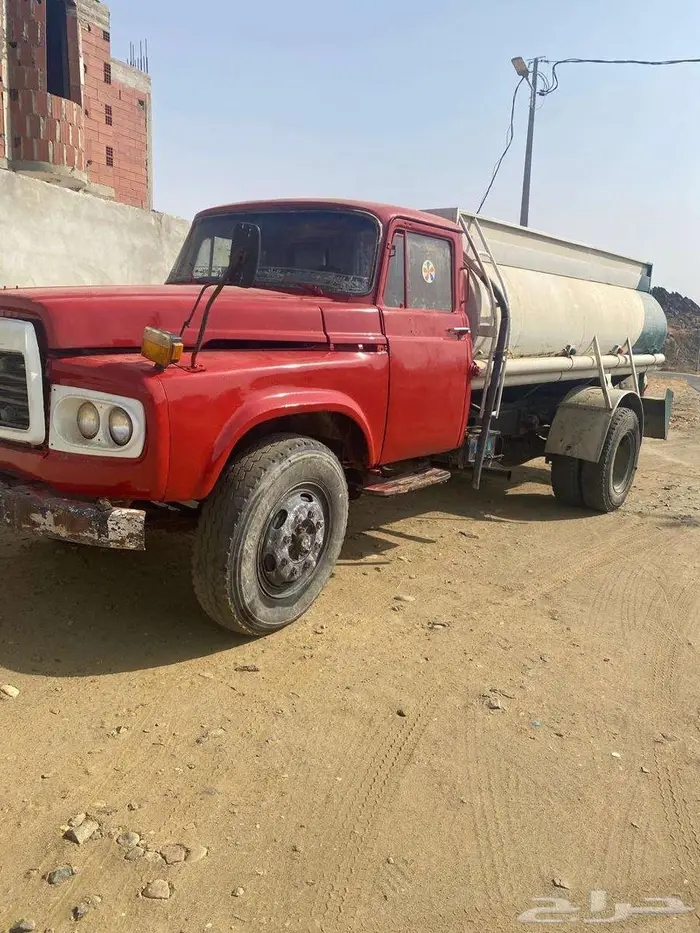 تايوتا وايت 1