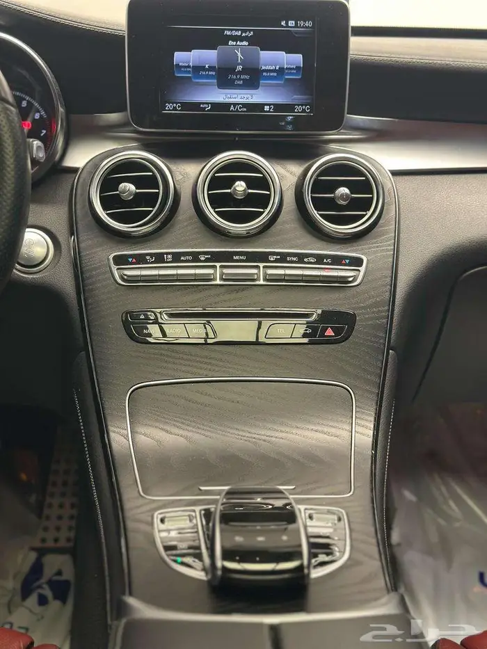 مرسيدس GLC 250 وكاله فل كامل 2019 12