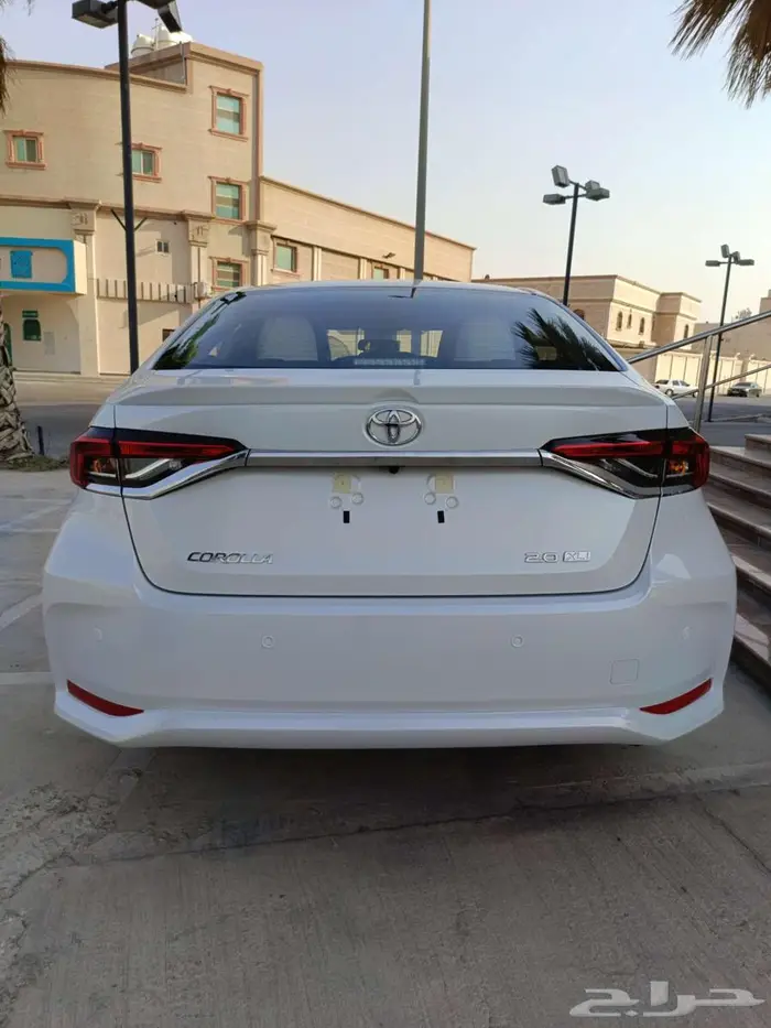 تويوتا كورولا XLI 2.0 طيس بنزين 13