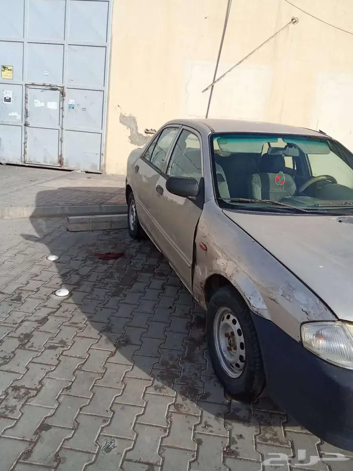 مازدا 323 موديل 1999 3