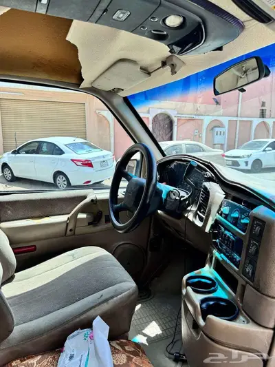 GMC Safari فان موديل 2003 - 6 سلندر للبيع الفوري. index