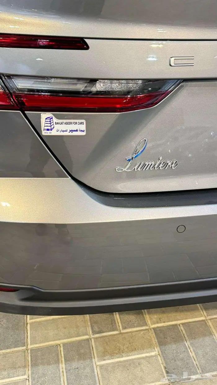 تويوتا كامري LUMIERE 2025 قير اوتماتيك هايبرد 5