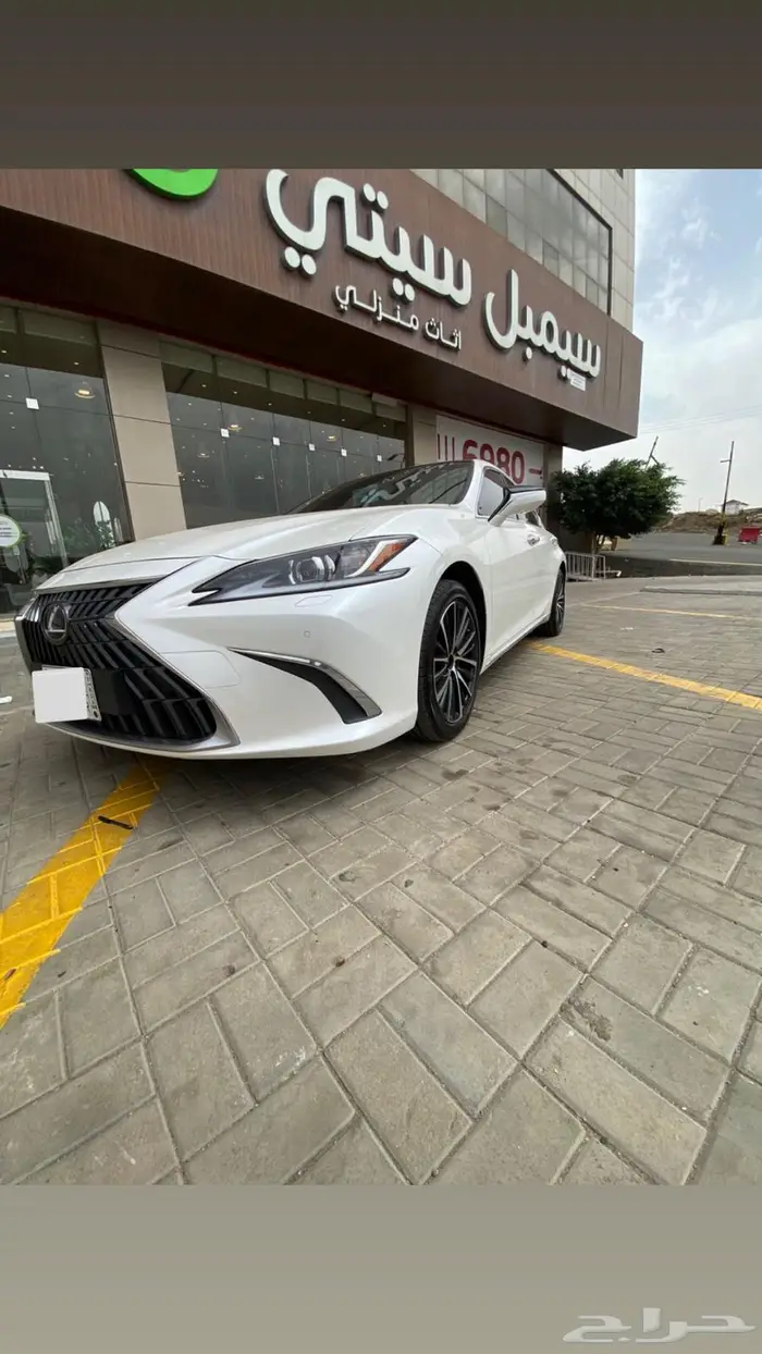 لكزس ES350 2024 11