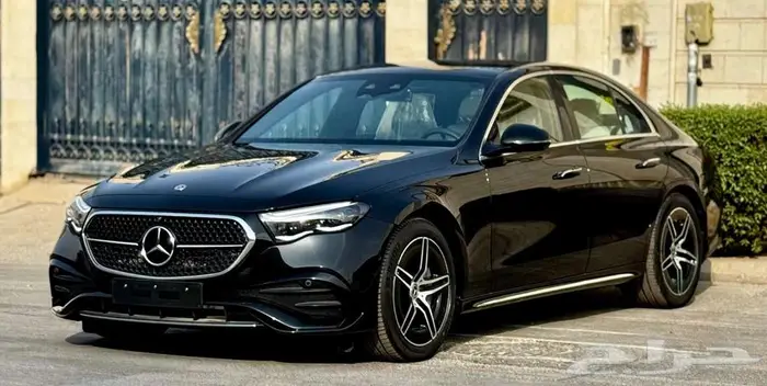 مرسيدس بنز E300 4Matic AMG 2024 جديد تحت الضمان 6