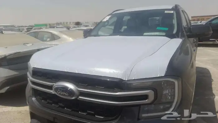 فورد ايفرست دبل بنزين تربو لون أسود ( استاندر- نص فل ) 0
