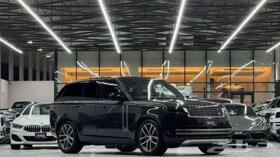 2024رنج روفر اس إي RANGE ROVER SEP400 1