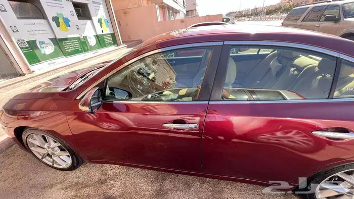 Nissan Maxima 2010 Full Option 5