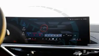 2025 بي ام دبليو x6 M Competition خليجي اصفار مع ضمان الوكيل 21