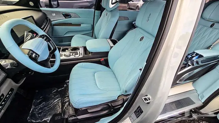 كيا كارنفال 2026 ليموزين KIA CARNIVAL 2026 HIGH LIMOUSINE 11