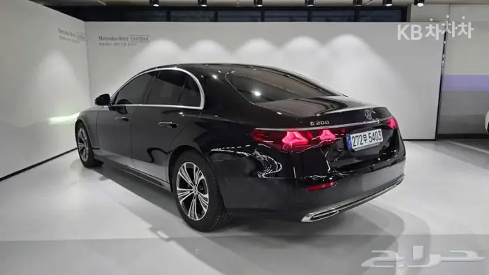 مرسيدس E200 2025 فل كامل بانوراما 2