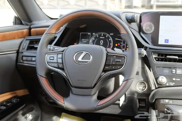 لكزس - ES350 CC - فتحه سقف -خليجي -2025 19