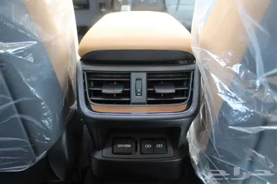 لكزس - ES300 Bh هايبرد - 2024 - نص فل - خليجي 20