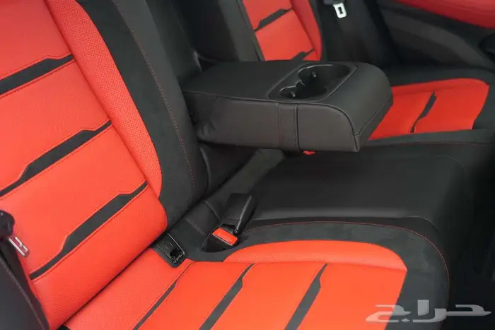مرسيدس GLE 53 كوبيه موديل 2025 أصفار خليجي أسود أحمر 16