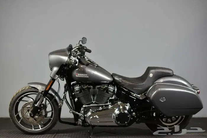 sport glide 2021 Gauntlet Gray Metallic هارلي سبورت قلايد 1