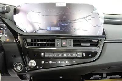 لكزس-ES250 AA-خليجي-2025-جناح-تشغيل عن بعد-ازياق جانبيه 5