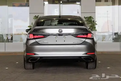 لكزس - ES350 CC - بريمي - 2025. 25
