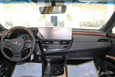 لكزس - ES350 CC - بريمي - 2025. 9