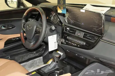 لكزس - ES350 CC - بريمي - 2025. 15