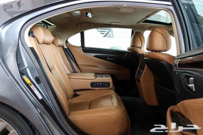 لكزس LS 460 لارج موديل 2013 فل كامل 11