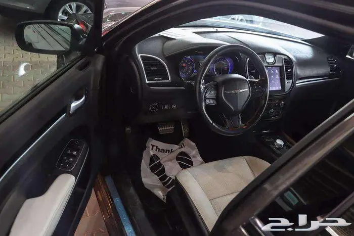 كرايزلر S 300 موديل 2020 7