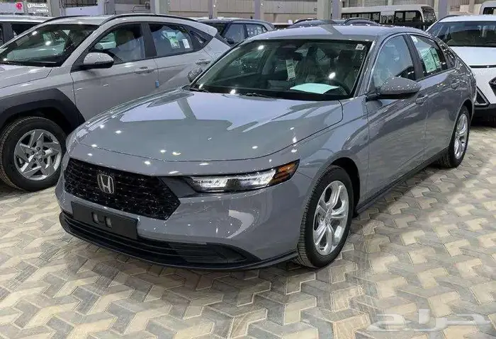 هوندا اكورد LX ستاندر 2025 اصفار سعودي 8