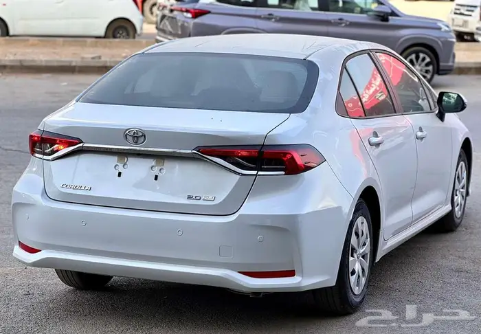 كورولا XLI 2.0 طيس بنزين 2025 3
