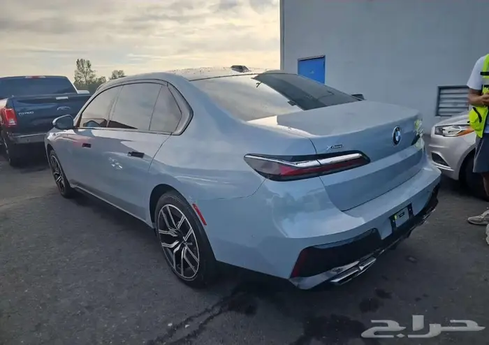 2024 BMW 760i xDrive 5