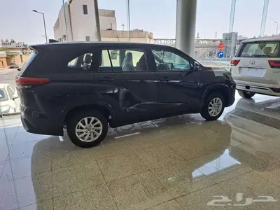 تويوتا انوفا جي ال بنزين 2024 5