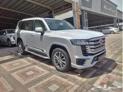 تويوتا لاندكروزر 2025 GXR -S عبداللطيف جميل 2