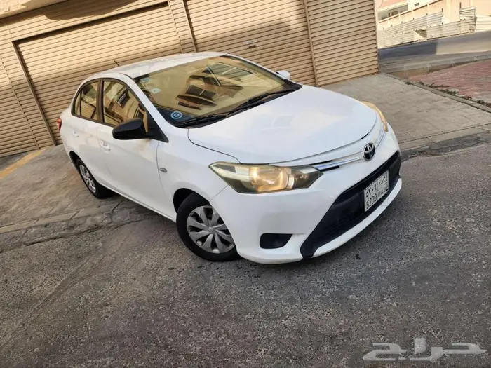 تويوتا يارس 2015 جير أتوماتيك عداد 198الف بالدمام 16