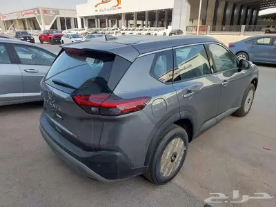 نيسان اكس تريل 5 مقاعد دفع رباعي ستاندر 2025 1