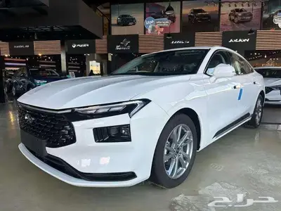 فورد تورس امبيانتي هايبرد 2025 1