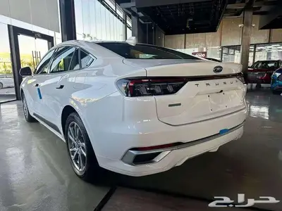 فورد تورس امبيانتي هايبرد 2025 4