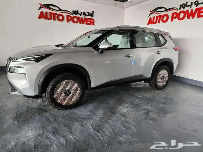 نيسان اكس تريل 2025 3