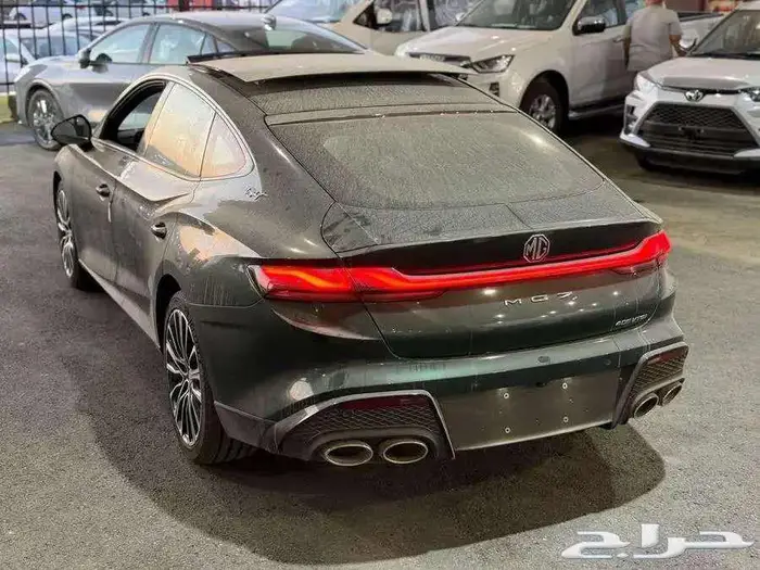 ام جي 7 لاكجري 2025 كاش وتقسيط 10