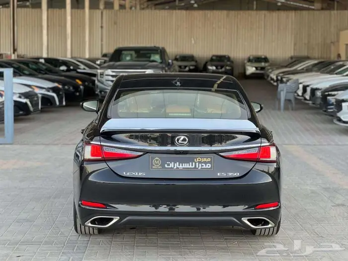 لكزس CC ES350 نص فل بروجكتور 2025 (بريمي) كاش واقساط 4