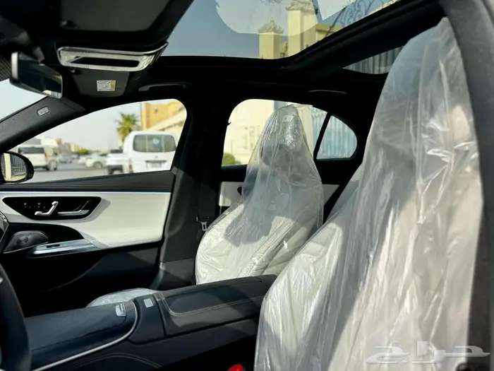 مرسيدس بنز E300 4Matic AMG 2024 جديد تحت الضمان 13