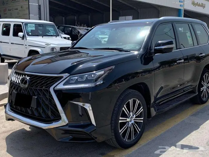 لكزس LX570 سبورت موديل 2020 فل كامل 2