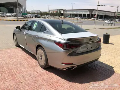 لكزس ES350 CC بانوراما 2025 بريمي 37