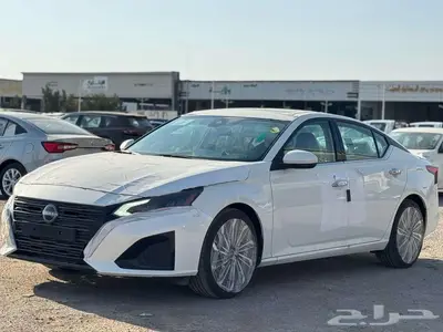 نيسان التيما SV نص فل موديل 2025 2