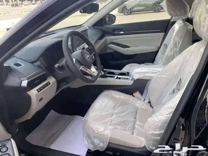 نيسان التيما ستاندرد ونص فل موديل 2025 8