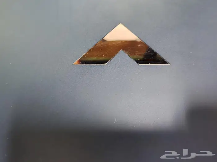 لاب توب العاب و تصاميم ثقيلة 0