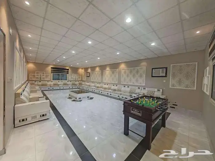 استراحة هابي نايت قسمين كبيره ومسبح كبير بسخان وملعب طايره 1