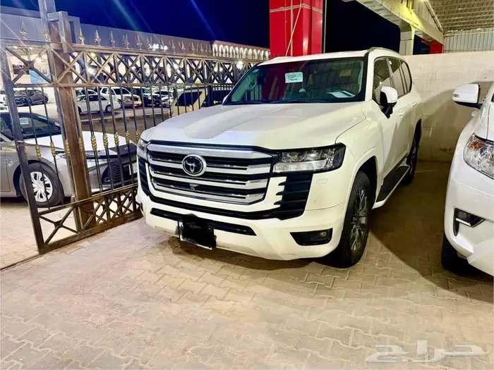 لاندكروزر جي اكس ار م2022 L5 0
