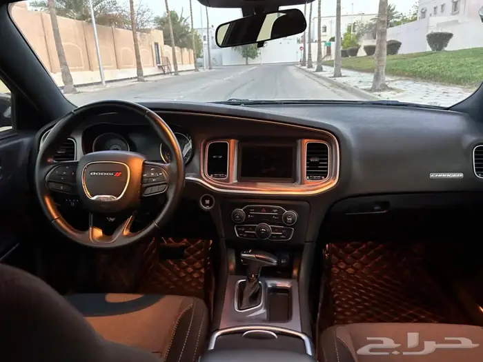 دودج تشارجر SXT موديل 2021 نظيفة جدا 25