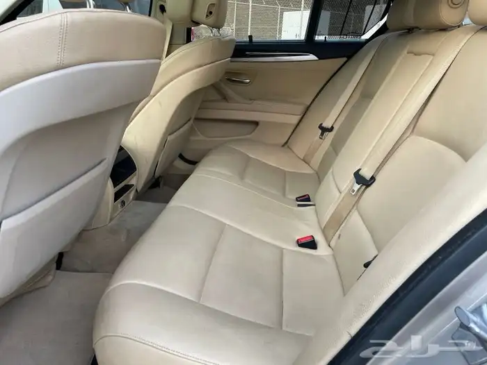 للبيع BMW -2013 -520 الحد 28 13