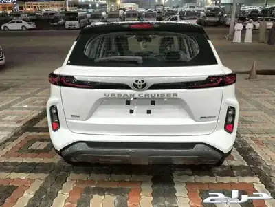تويوتا اوربان كروزر GLX موديل 2025 سعودى 9