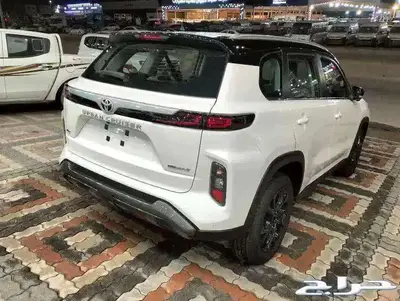 تويوتا اوربان كروزر GLX موديل 2025 سعودى 8