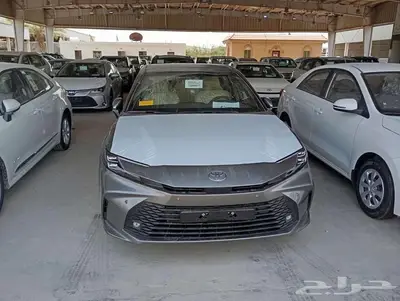 كامري ال اي هايبرد رمادي تيتانيوم بطاقه جمركيه 2025 1